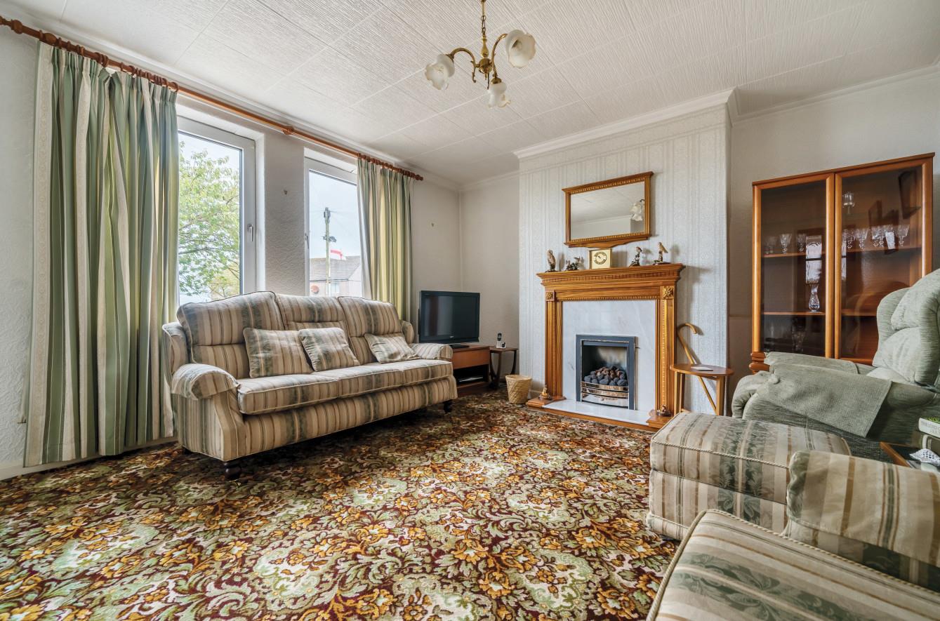 The Crescent, Thornhill, Egremont Grisdales